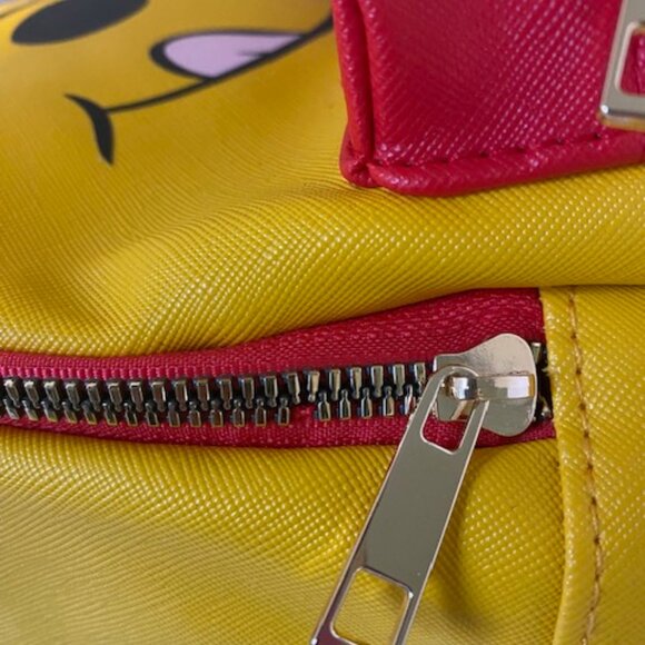NWT See FLAW Winnie The Pooh Mini Backpack 11.5in plus FREE GIFT - Picture 10 of 10